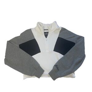 2 Hollister Sweaters